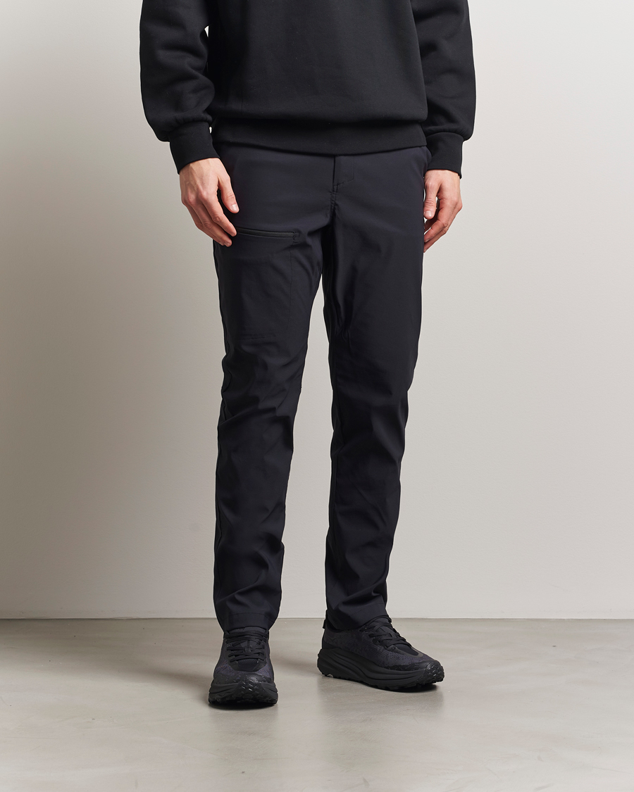 Uomini | Pantaloni | Peak Performance | Iconiq Pants Black