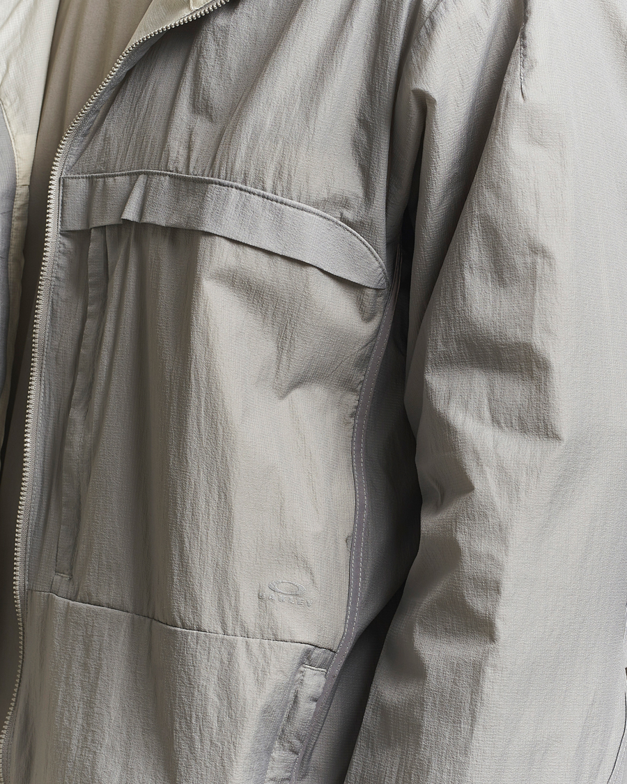 Uomini | Giacche | Oakley | Latitude Flight Wind Jacket Cement