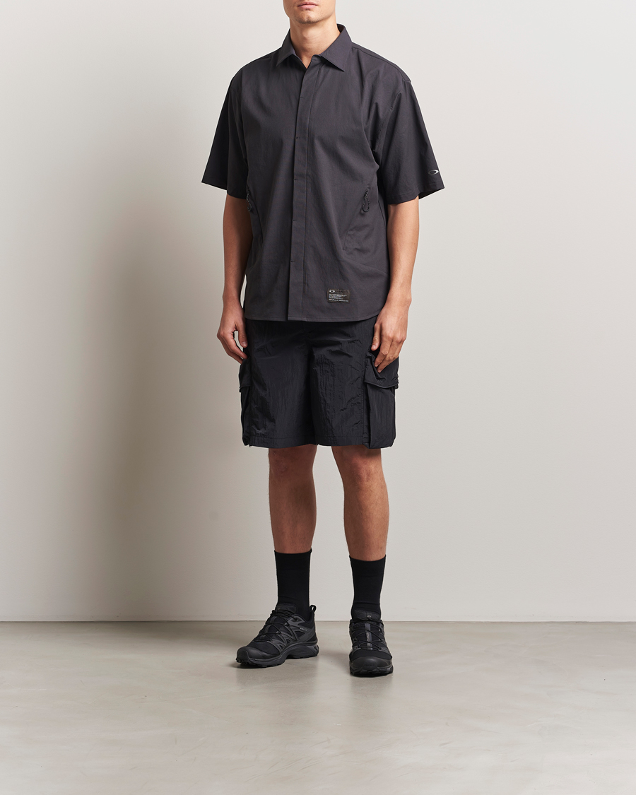 Uomini | Camicie | Oakley | Fuel Short Sleeve Shirt Phantom