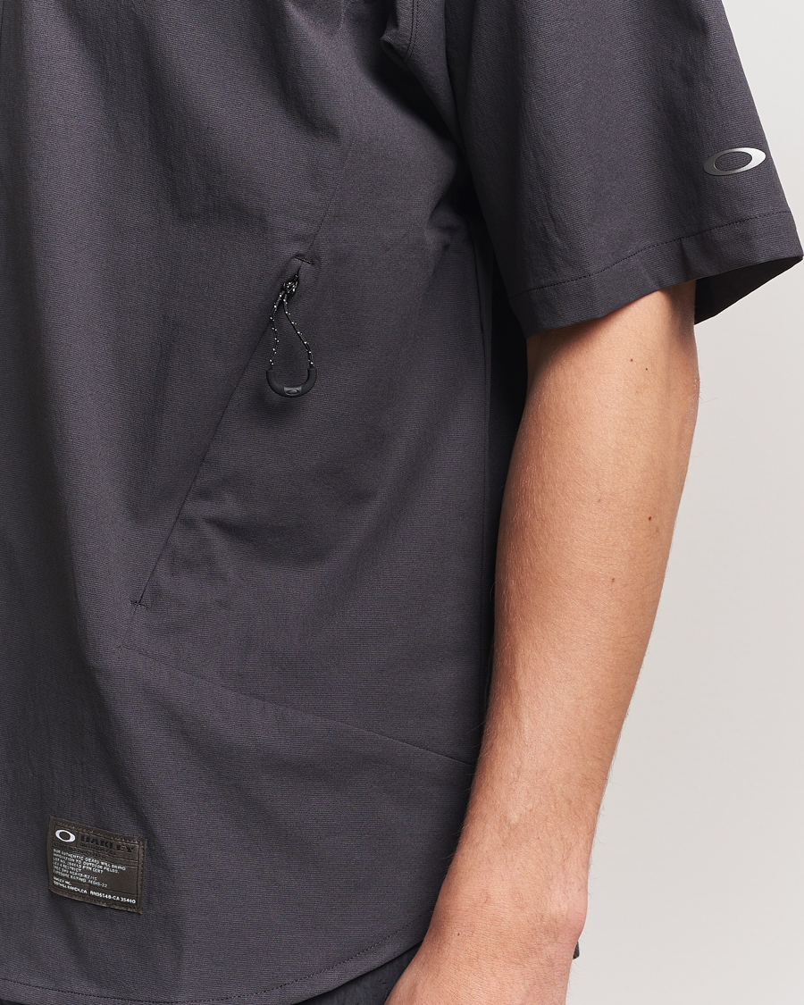 Uomini | Camicie | Oakley | Fuel Short Sleeve Shirt Phantom