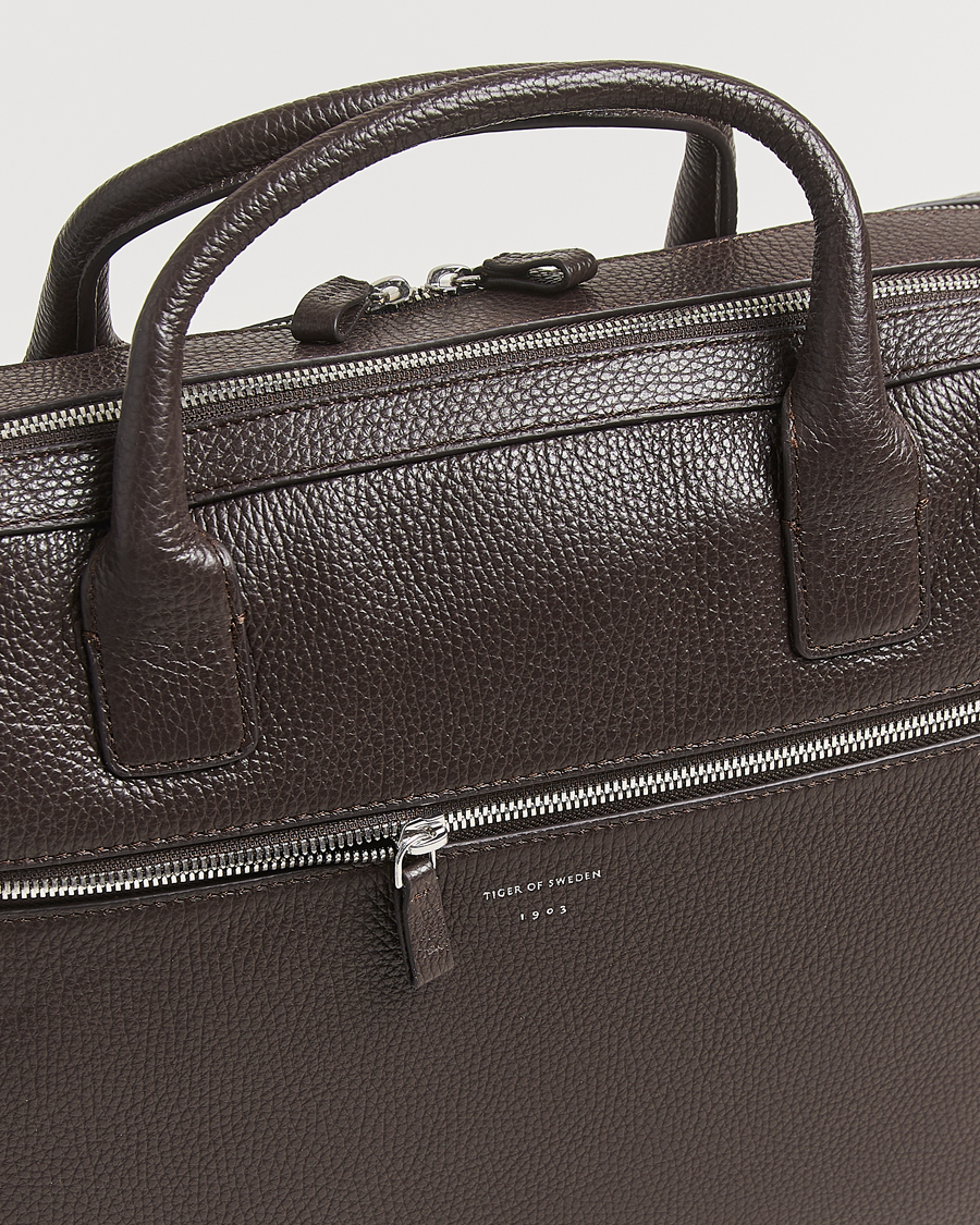 Uomini | Tiger of Sweden Beridare Double Zip Leather Briefcase Dark Brown | Tiger of Sweden | Beridare Double Zip Leather Briefcase Dark Brown