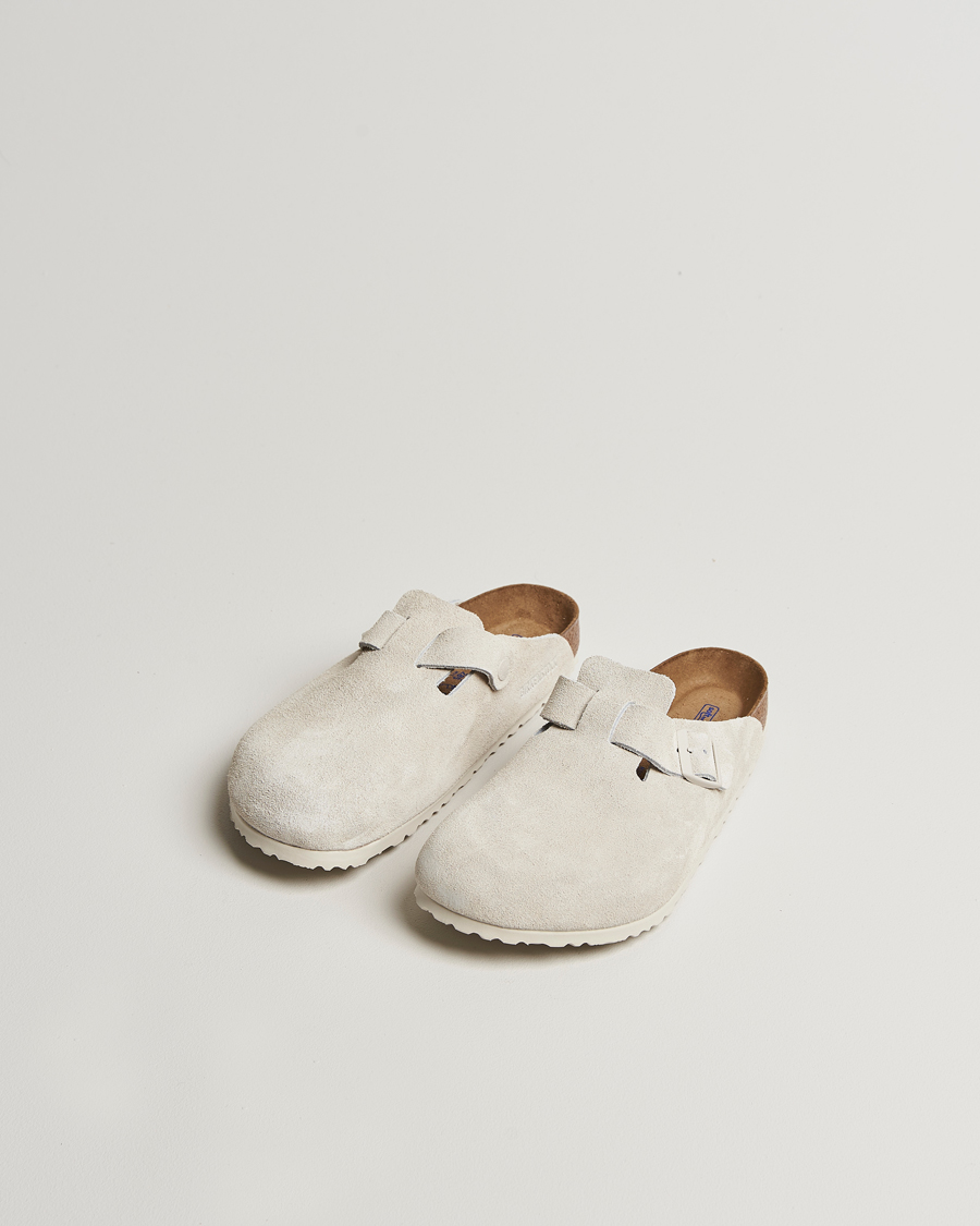 Uomini | BIRKENSTOCK Boston Soft Footbed Antique White Suede | BIRKENSTOCK | Boston Soft Footbed Antique White Suede