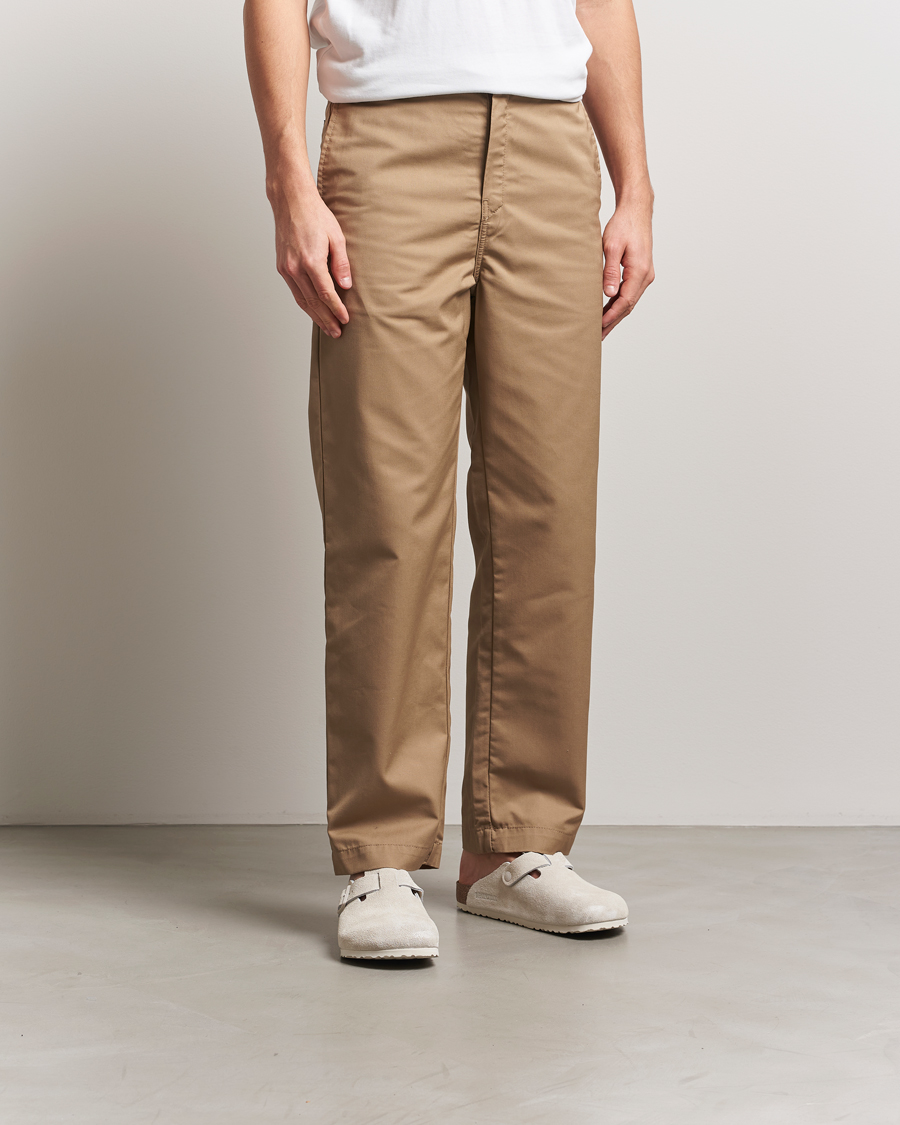 Uomini | BIRKENSTOCK Boston Soft Footbed Antique White Suede | BIRKENSTOCK | Boston Soft Footbed Antique White Suede