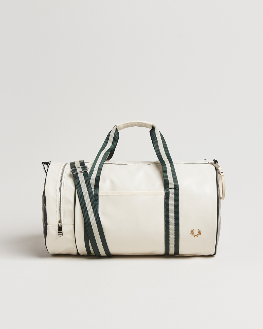 Uomini | Fred Perry Classic Barrel Bag Snow White/Court Green | Fred Perry | Classic Barrel Bag Snow White/Court Green