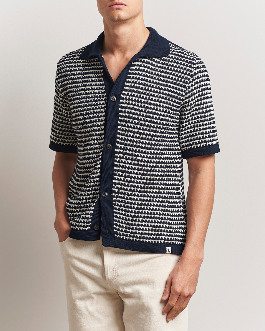 Uomini | Camicie | Peregrine | Island Crochet Knitted Shirt Navy
