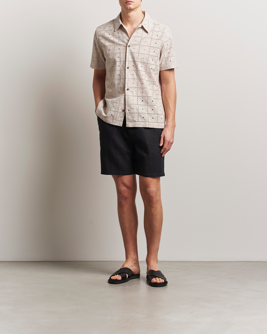 Uomini | Camicie | LES DEUX | Hector Anglaise Short Sleeve Shirt Light Sand