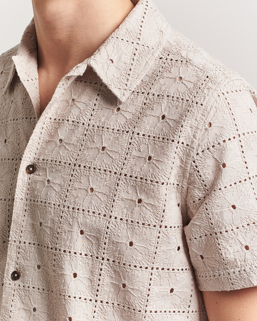 Uomini | Camicie | LES DEUX | Hector Anglaise Short Sleeve Shirt Light Sand