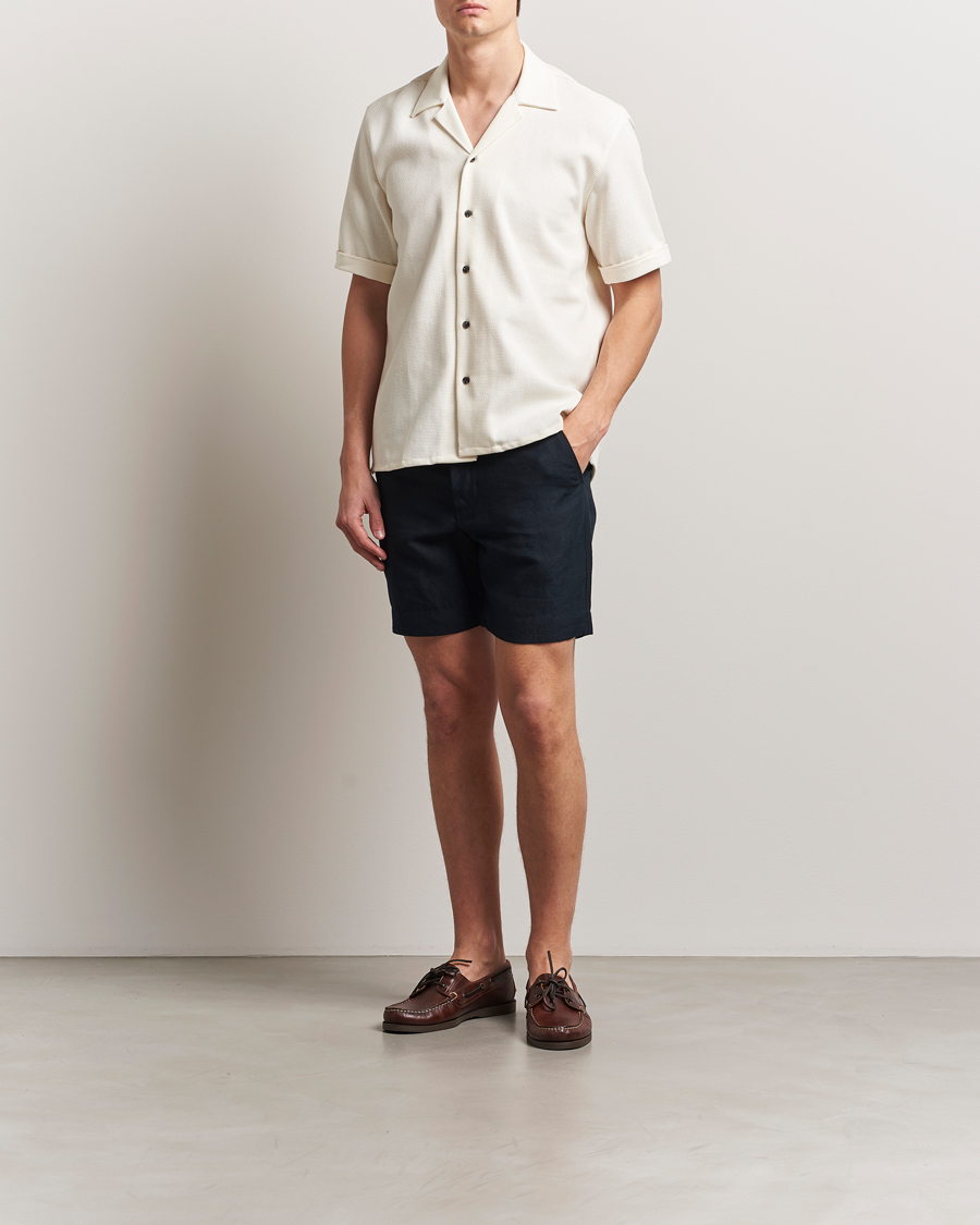 Uomini | Camicie | Peregrine | Quay Cuban Collar Shirt White