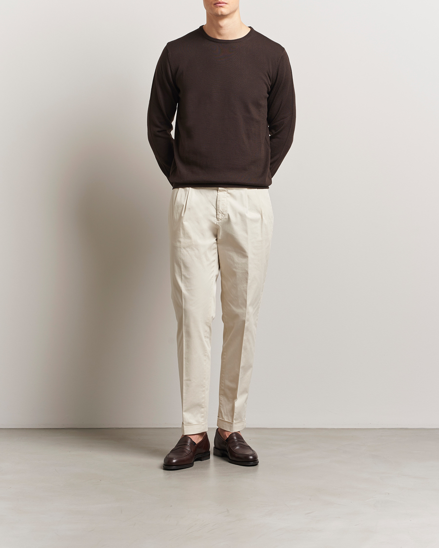 Uomini | Pantaloni | Briglia 1949 | Easy Fit Pleated Cotton Stretch Chino Cream