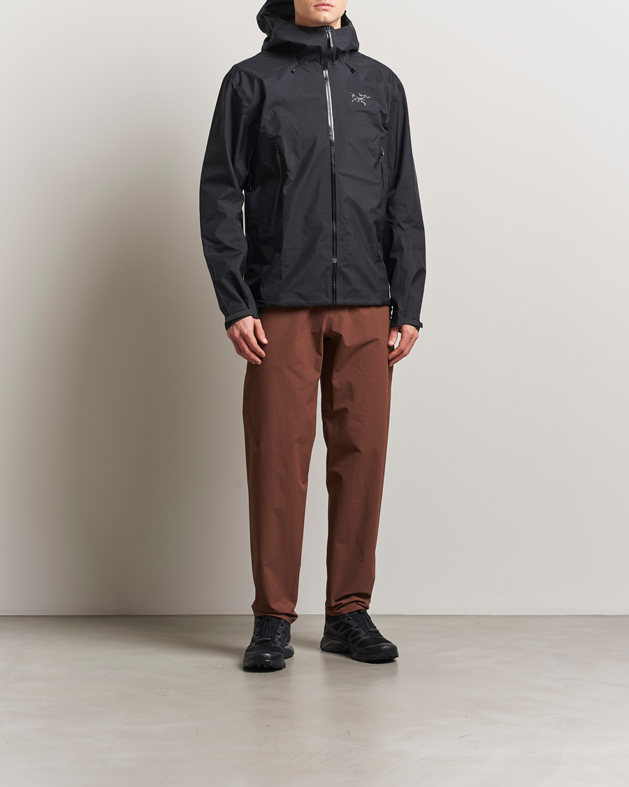 Uomini | Pantaloni | Arc'teryx Veilance | Voronoi Softshell Pants Ganache