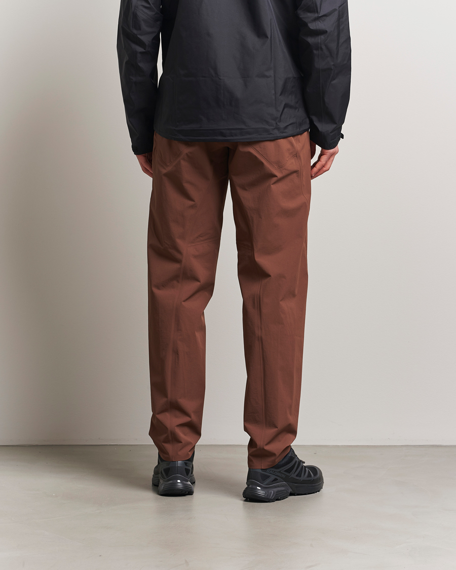 Uomini | Pantaloni | Arc'teryx Veilance | Voronoi Softshell Pants Ganache