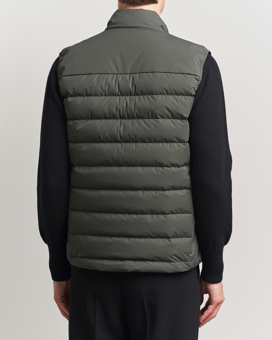 Uomini | Giacche | Scandinavian Edition | Ratio II Lightweight Padded Vest Dark Olive