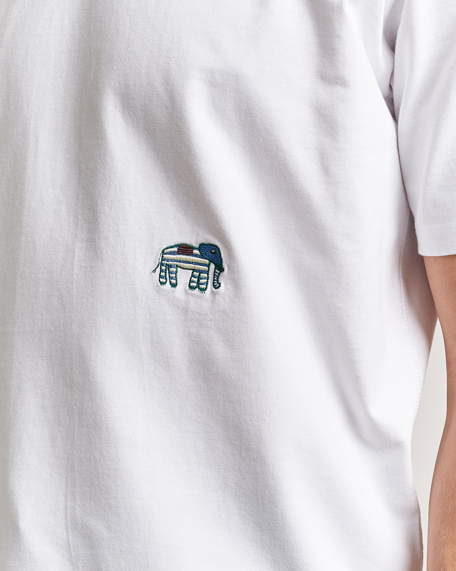 Uomini | T-shirt | Drake's | Elephant Graphic Print Hiking T-Shirt Ecru