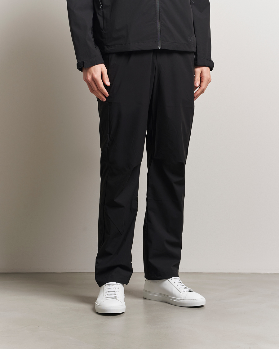 Uomini | Pantaloni | RAINS | Mito Lightweight Pants Black