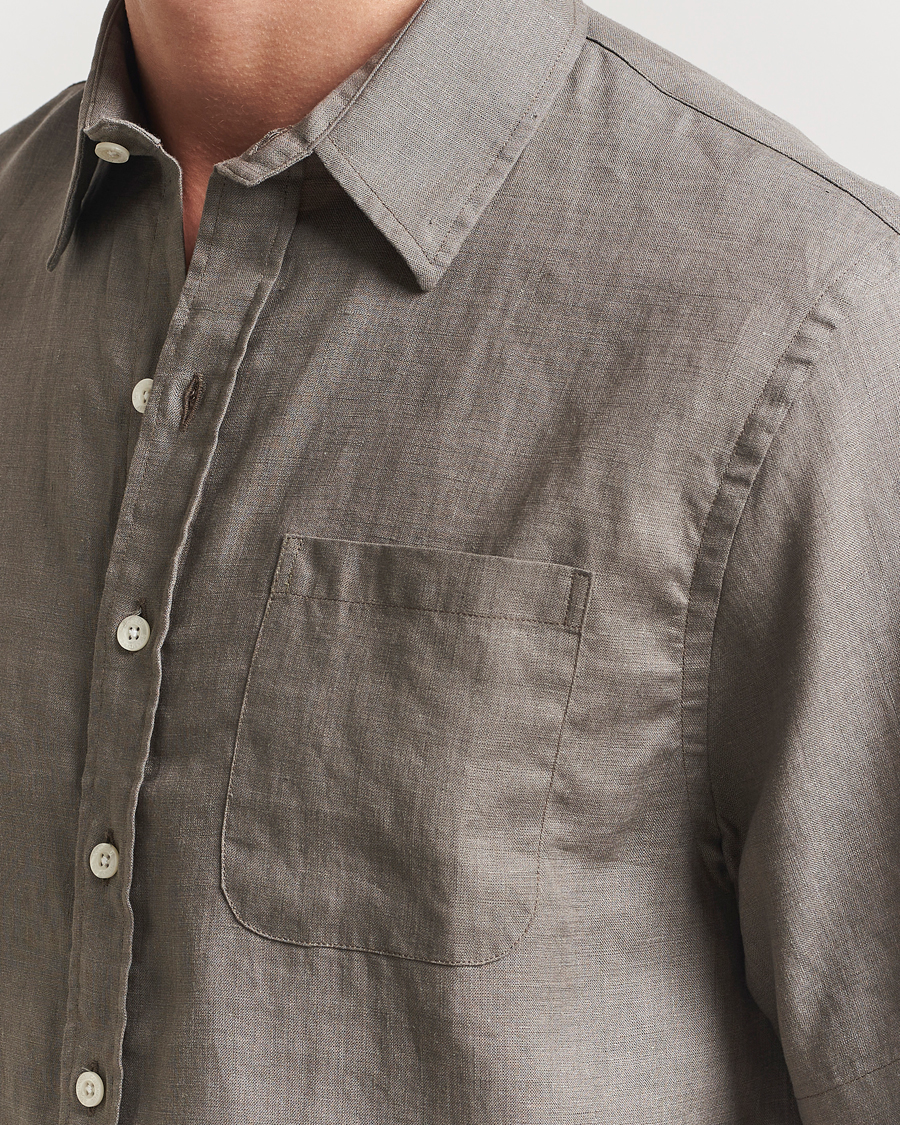 Uomini | Camicie | Colorful Standard | Garment Dyed Linen Short Sleeve Shirt Dusty Olive