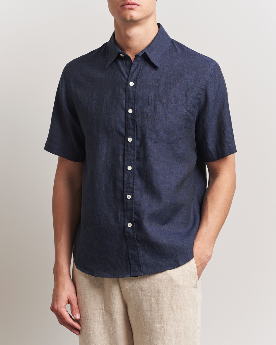 Uomini | Camicie | Colorful Standard | Garment Dyed Linen Short Sleeve Shirt Navy Blue
