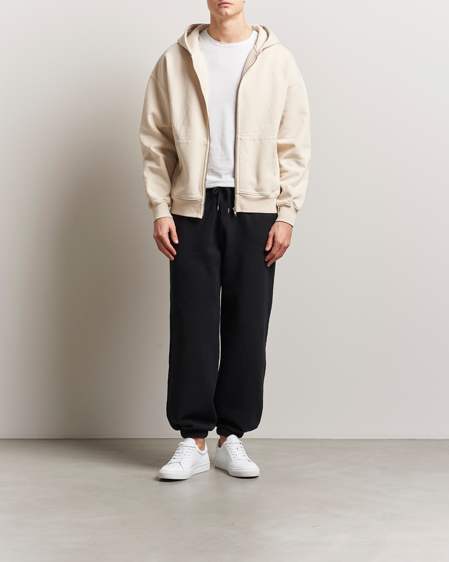 Uomini | Pantaloni | Colorful Standard | Classic Organic Sweatpants Deep Black