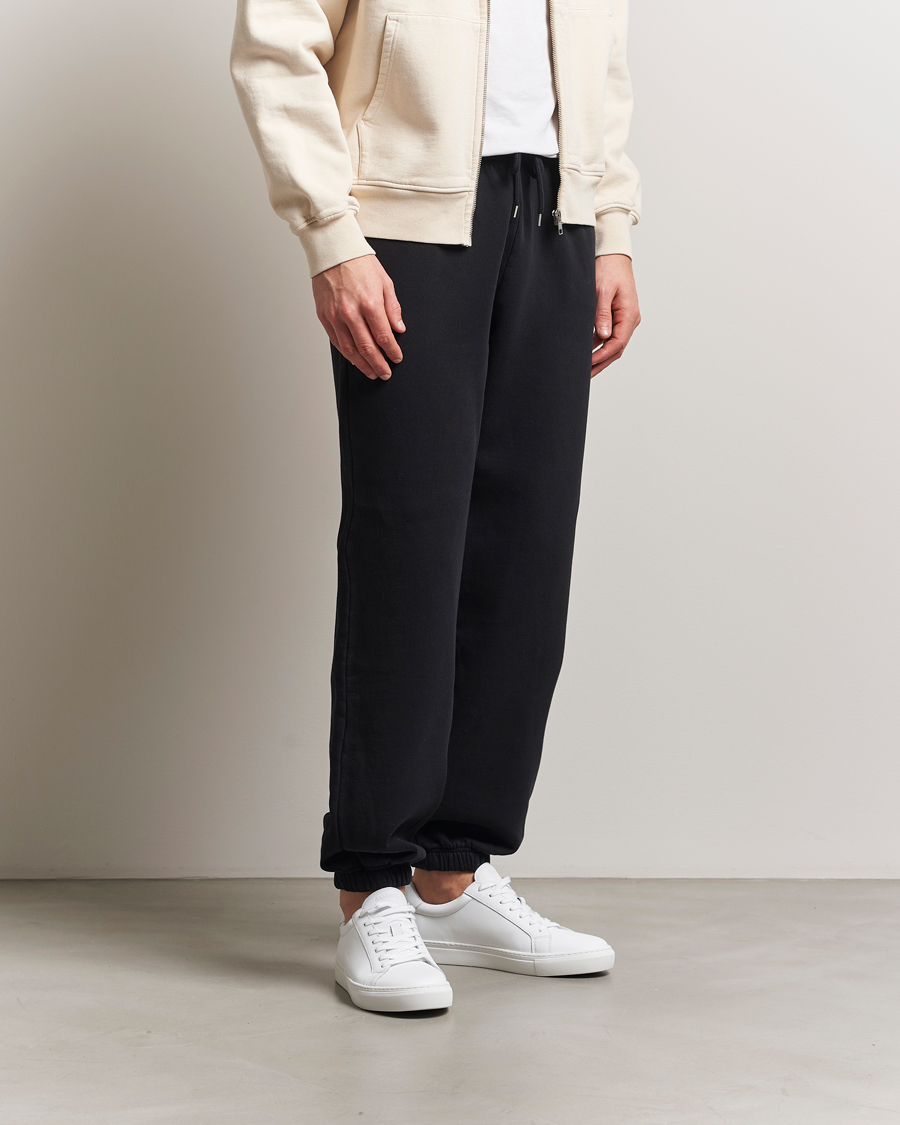 Uomini | Pantaloni | Colorful Standard | Classic Organic Sweatpants Deep Black