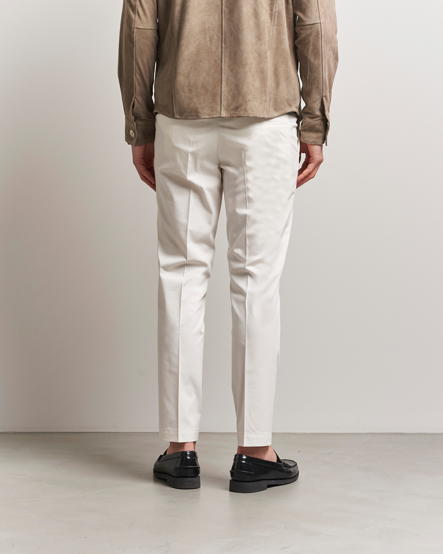 Uomini | Pantaloni | BOSS CAMEL | Kaiton Cotton Pleated Trousers Open White