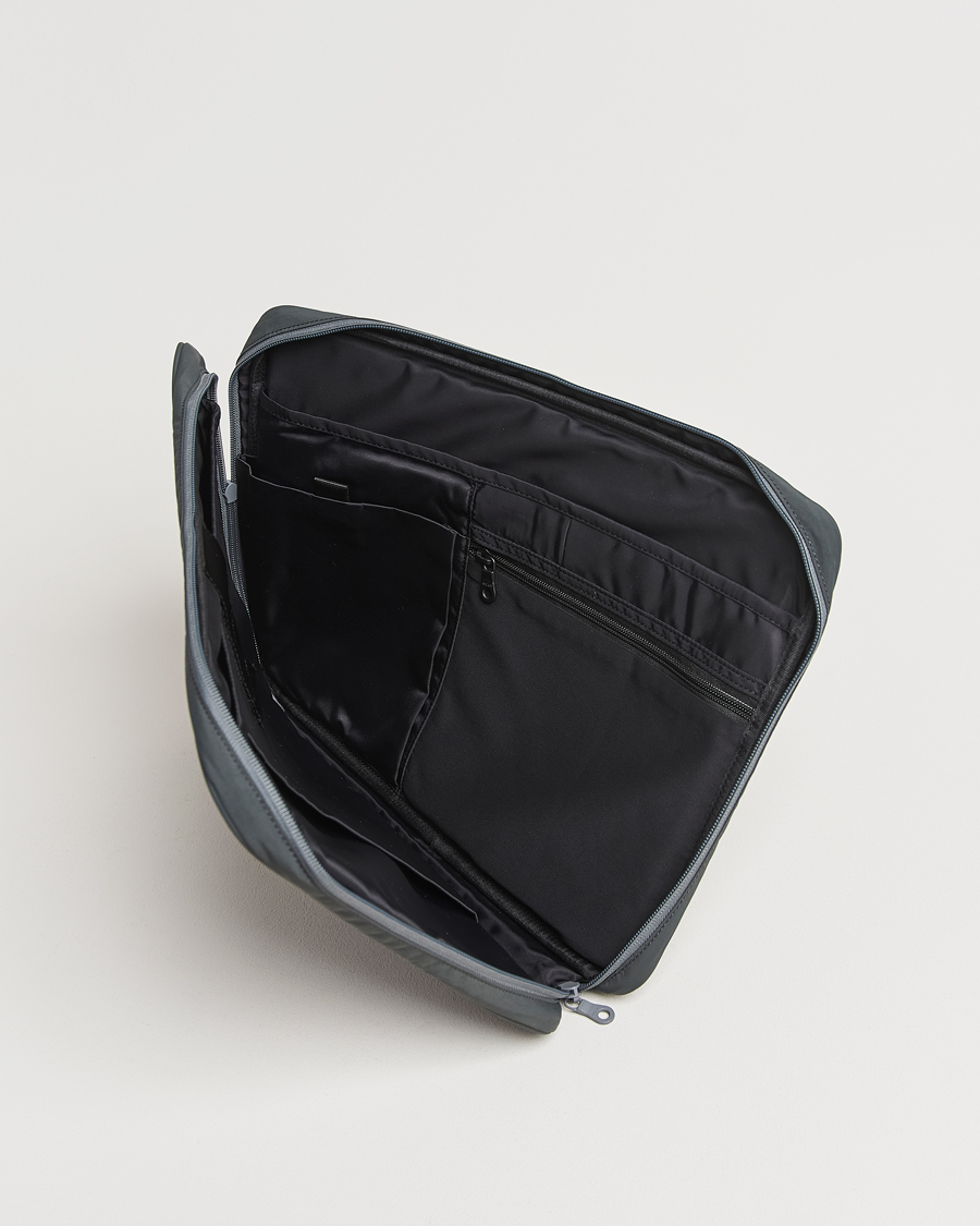 Uomini | mazi untitled Nylon Laptop Pouch 16 Inch Grey | mazi untitled | Nylon Laptop Pouch 16 Inch Grey