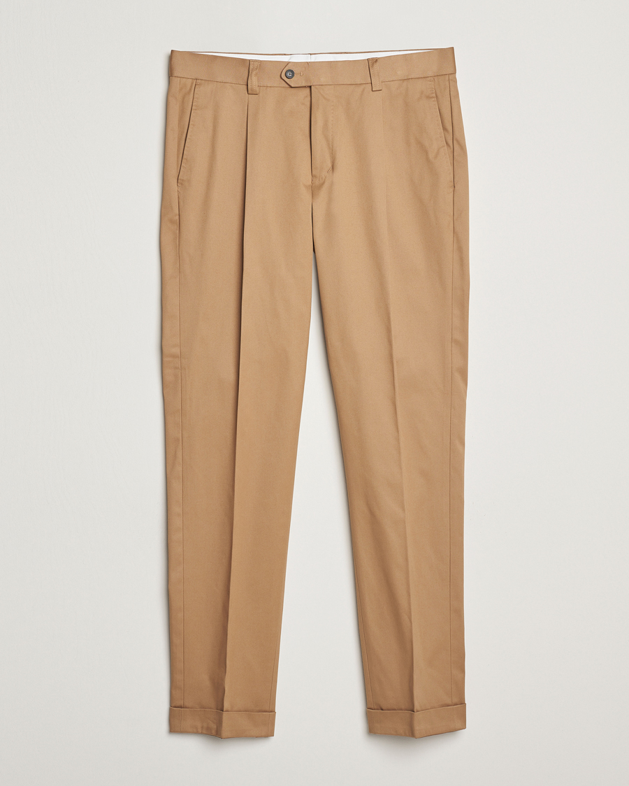 Uomini | Pantaloni | Tiger of Sweden | Tenuta Pleated Cotton Trousers Beige