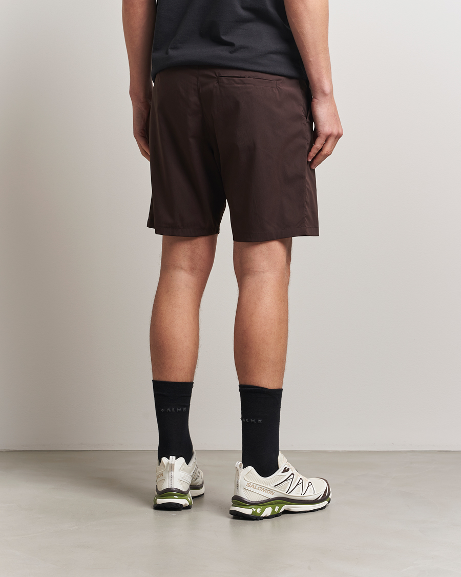 Uomini | Pantaloncini | Houdini | Wadi Ultralight Shorts Brown Illusion