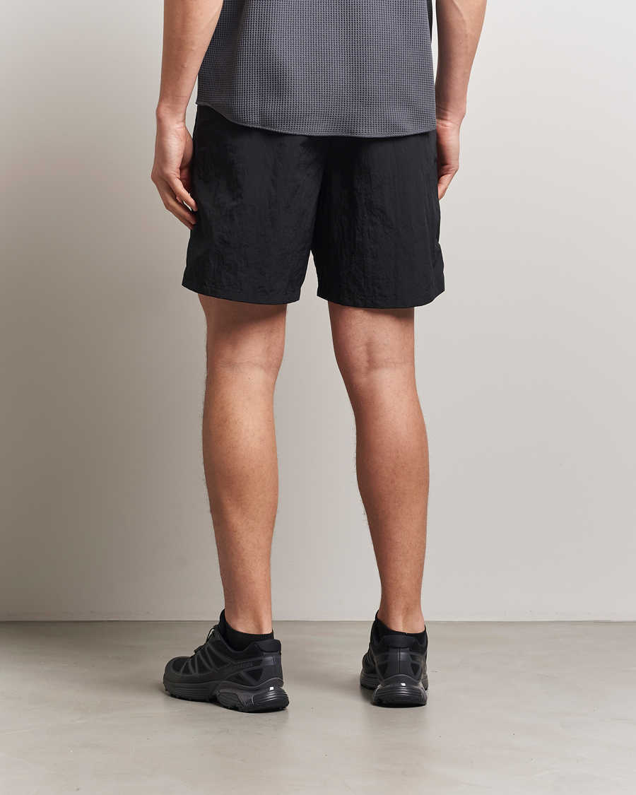 Uomini | Pantaloncini | Goldwin | Nylon Shorts Black