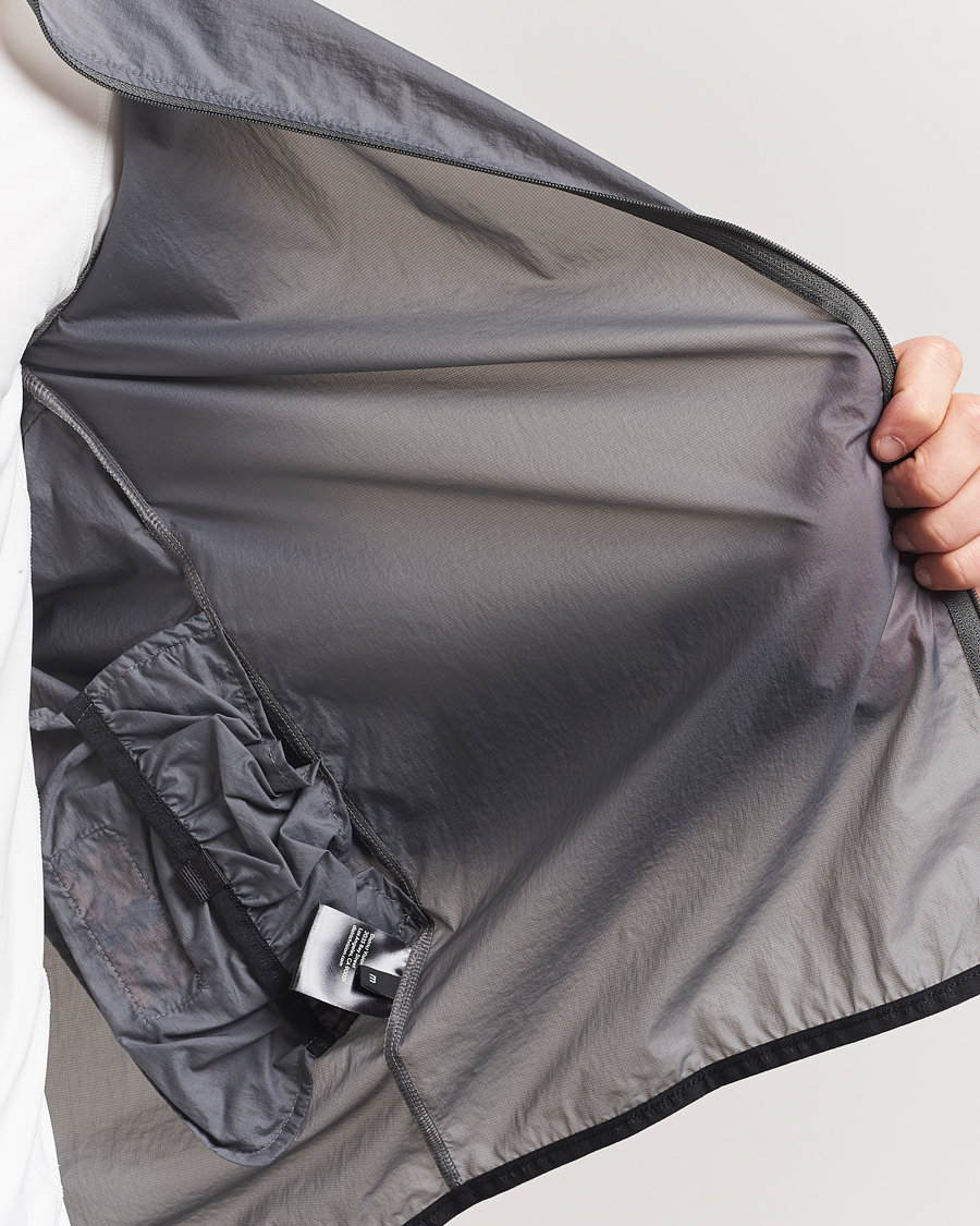 Uomini | Giacche | District Vision | Ultralight Water Repellent Jacket Charcoal