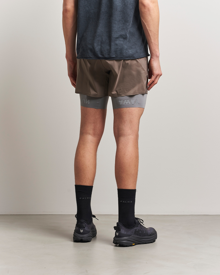 Uomini | Pantaloncini | Satisfy | TechSilk 8 Inch Shorts Falcon