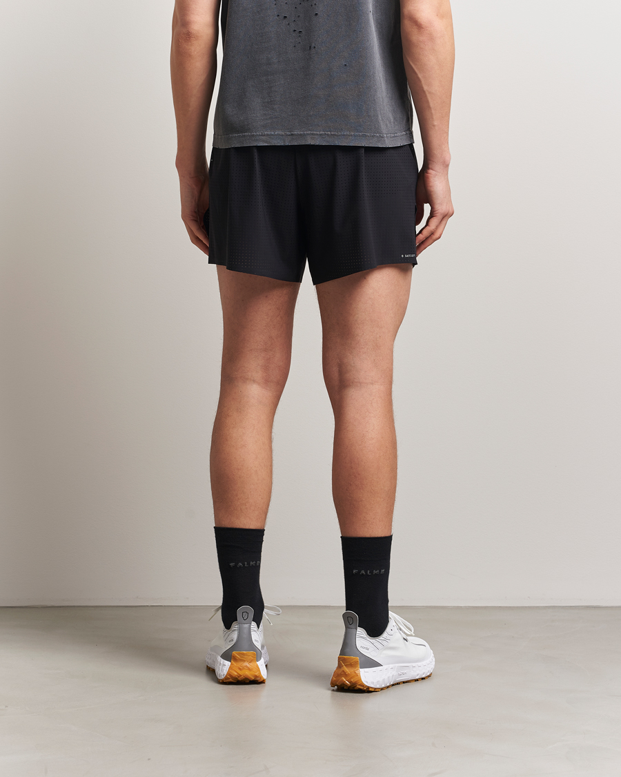 Uomini | Pantaloncini | Satisfy | Space-O 5 Inch Shorts Black