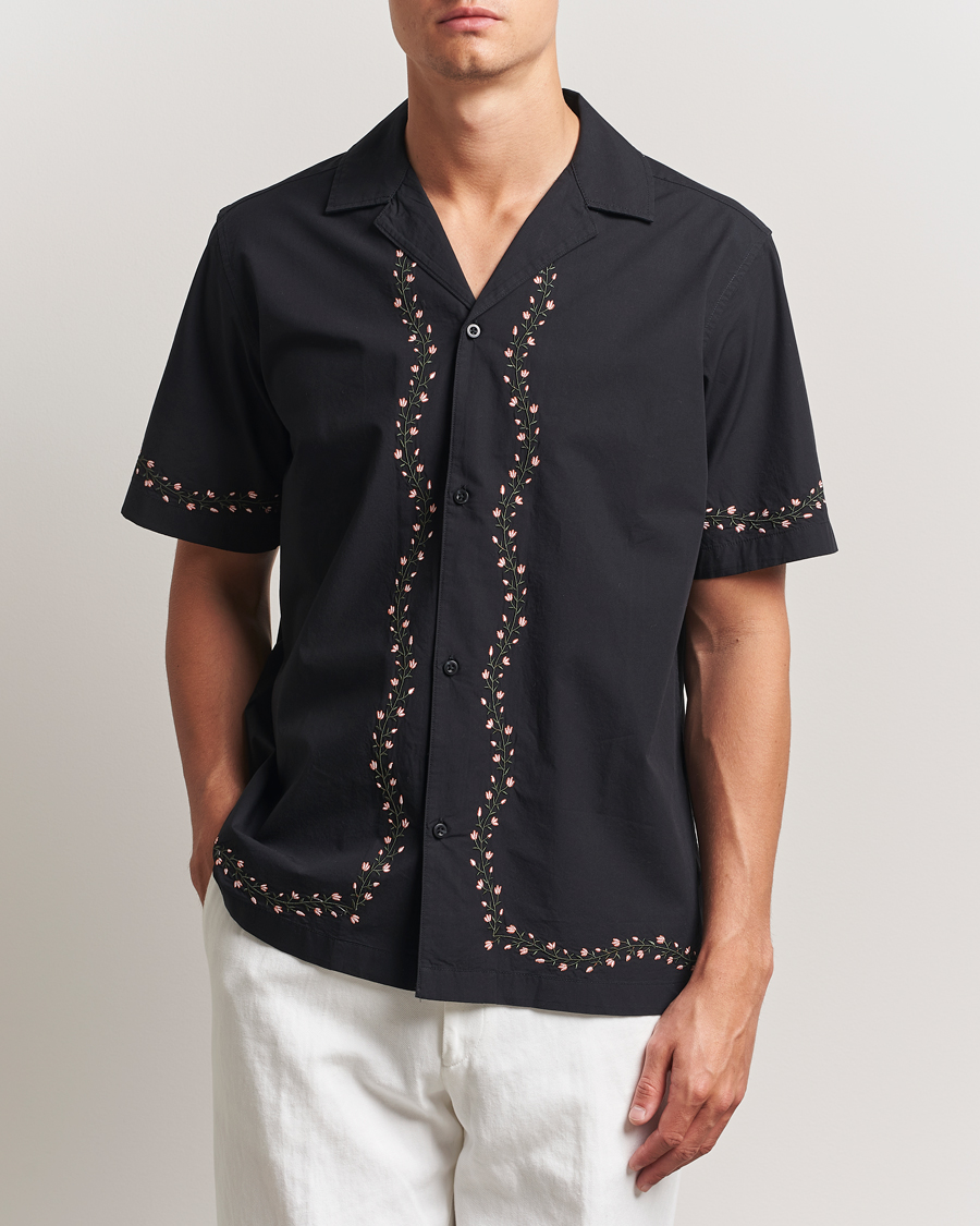 Uomini | Camicie | LES DEUX | Lesley Embroidery Short Sleeve Shirt Black