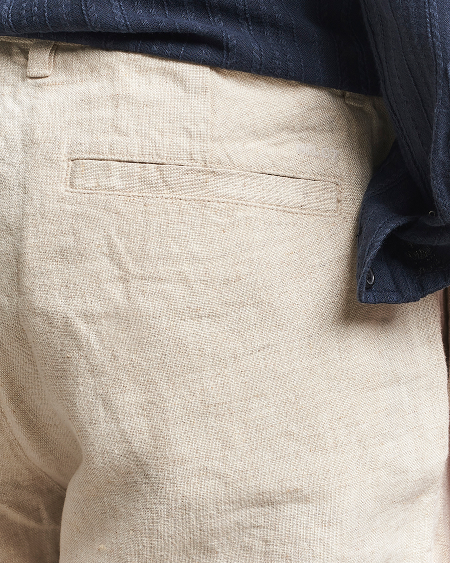 Uomini | Pantaloni | NN07 | Aden Regular Fit Linen Chinos Oat