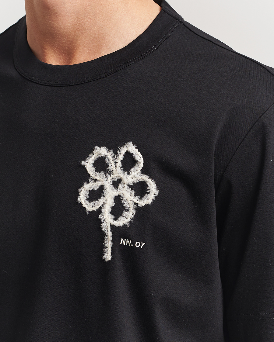 Uomini | T-shirt | NN07 | Pedro Embroidered Flower T-Shirt Black