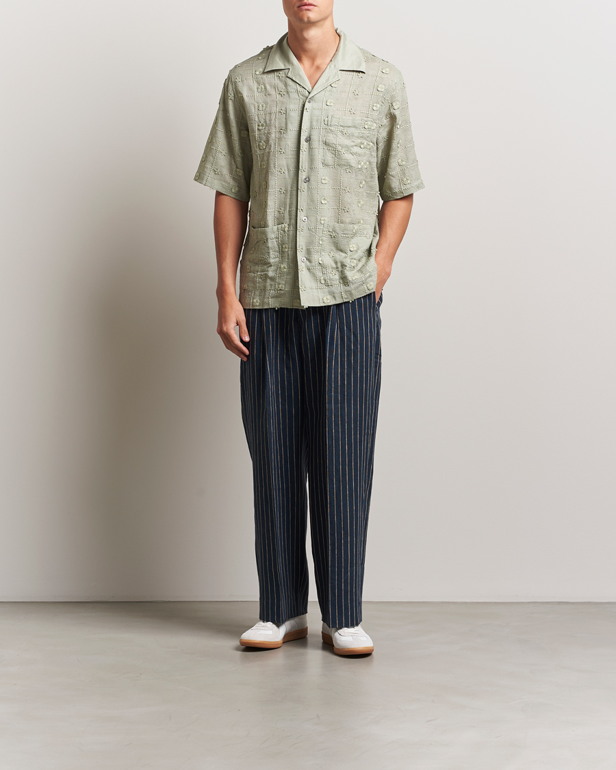 Uomini | Camicie | NN07 | Ben Lyocell Fil-Coupé Embroidery Anglaise Shirt Sage Green