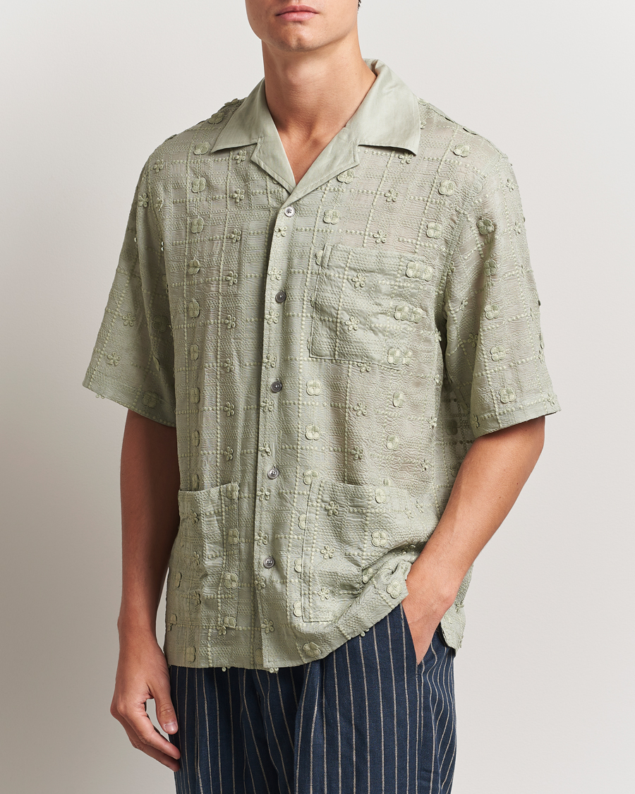 Uomini | Camicie | NN07 | Ben Lyocell Fil-Coupé Embroidery Anglaise Shirt Sage Green