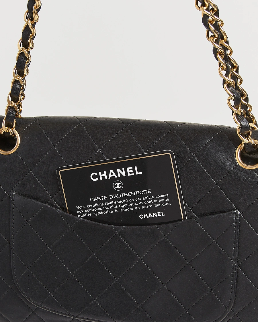 Uomini | Chanel Pre-Owned Classic Medium Double Flap Bag Lambskin Black | Chanel Pre-Owned | Classic Medium Double Flap Bag Lambskin Black