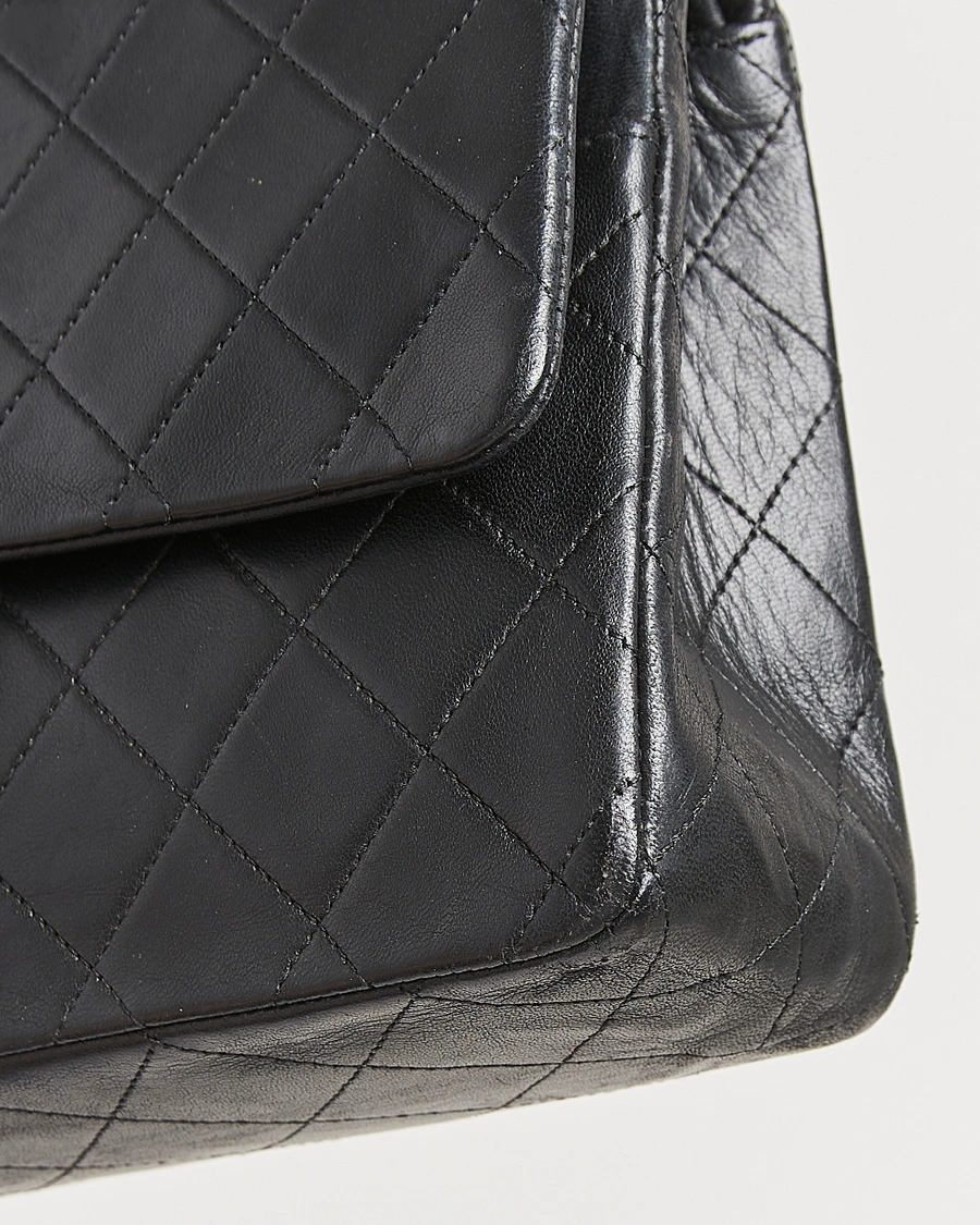 Uomini | Chanel Pre-Owned Classic Medium Double Flap Bag Lambskin Black | Chanel Pre-Owned | Classic Medium Double Flap Bag Lambskin Black