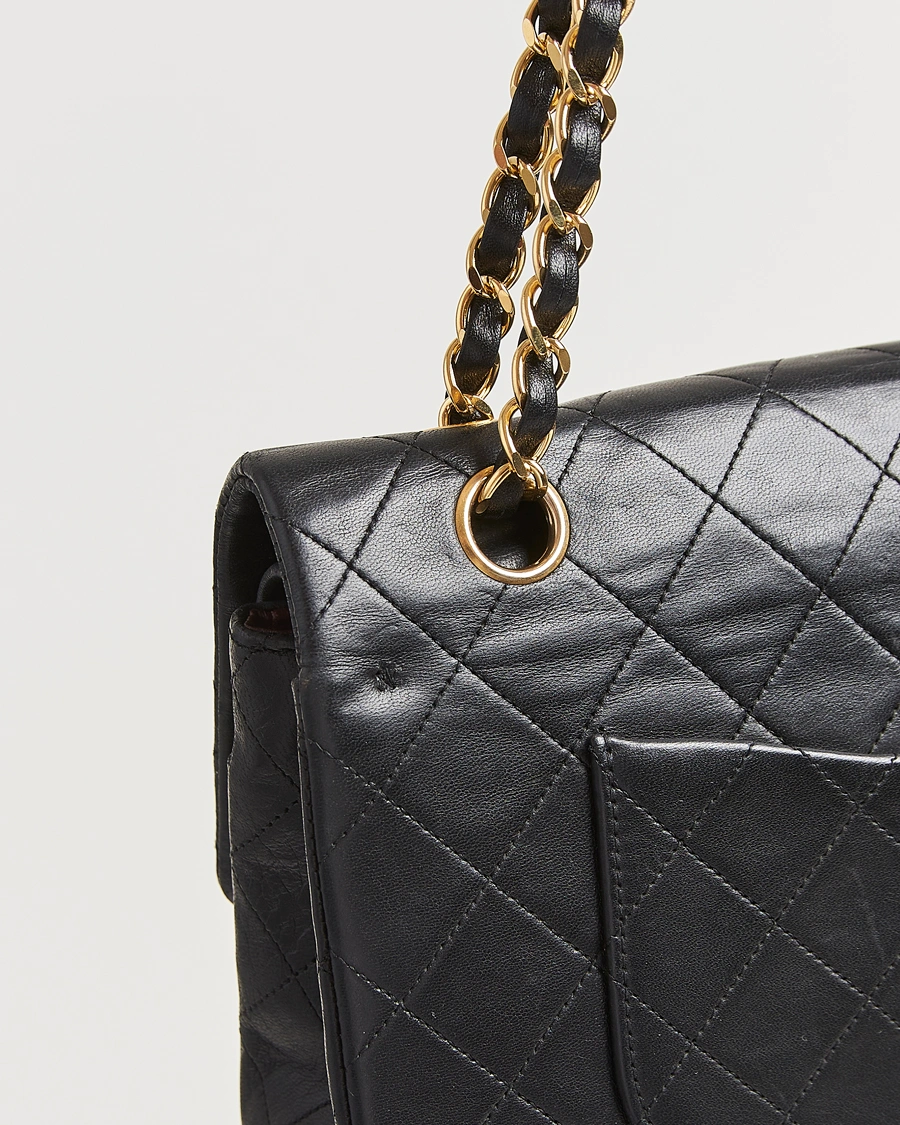 Uomini | Chanel Pre-Owned Classic Medium Double Flap Bag Lambskin Black | Chanel Pre-Owned | Classic Medium Double Flap Bag Lambskin Black