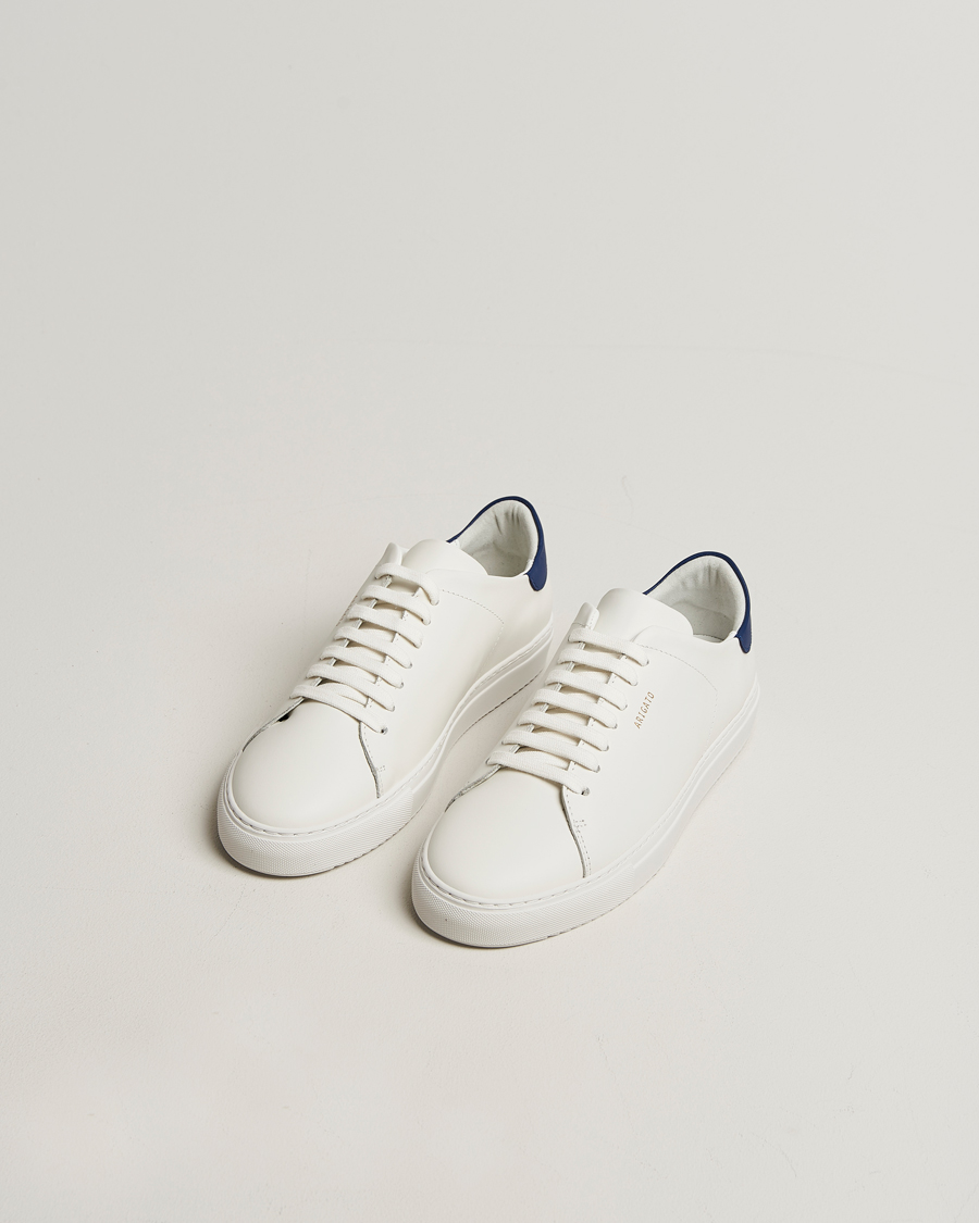 Uomini | Axel Arigato Clean 90 Sneaker White/Blue | Axel Arigato | Clean 90 Sneaker White/Blue