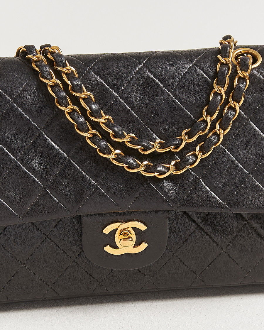 Uomini | Chanel Pre-Owned Classic Double Flap Medium Lambskin Black | Chanel Pre-Owned | Classic Double Flap Medium Lambskin Black