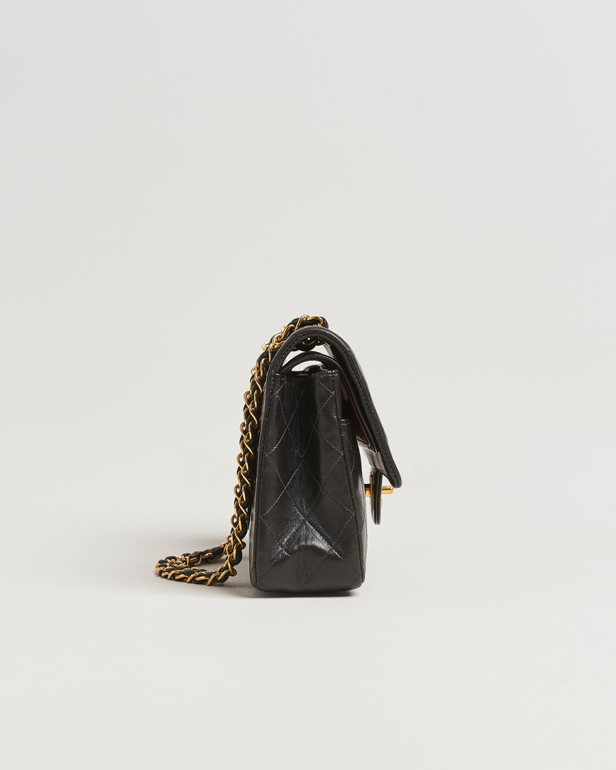 Uomini | Chanel Pre-Owned Classic Double Flap Medium Lambskin Black | Chanel Pre-Owned | Classic Double Flap Medium Lambskin Black