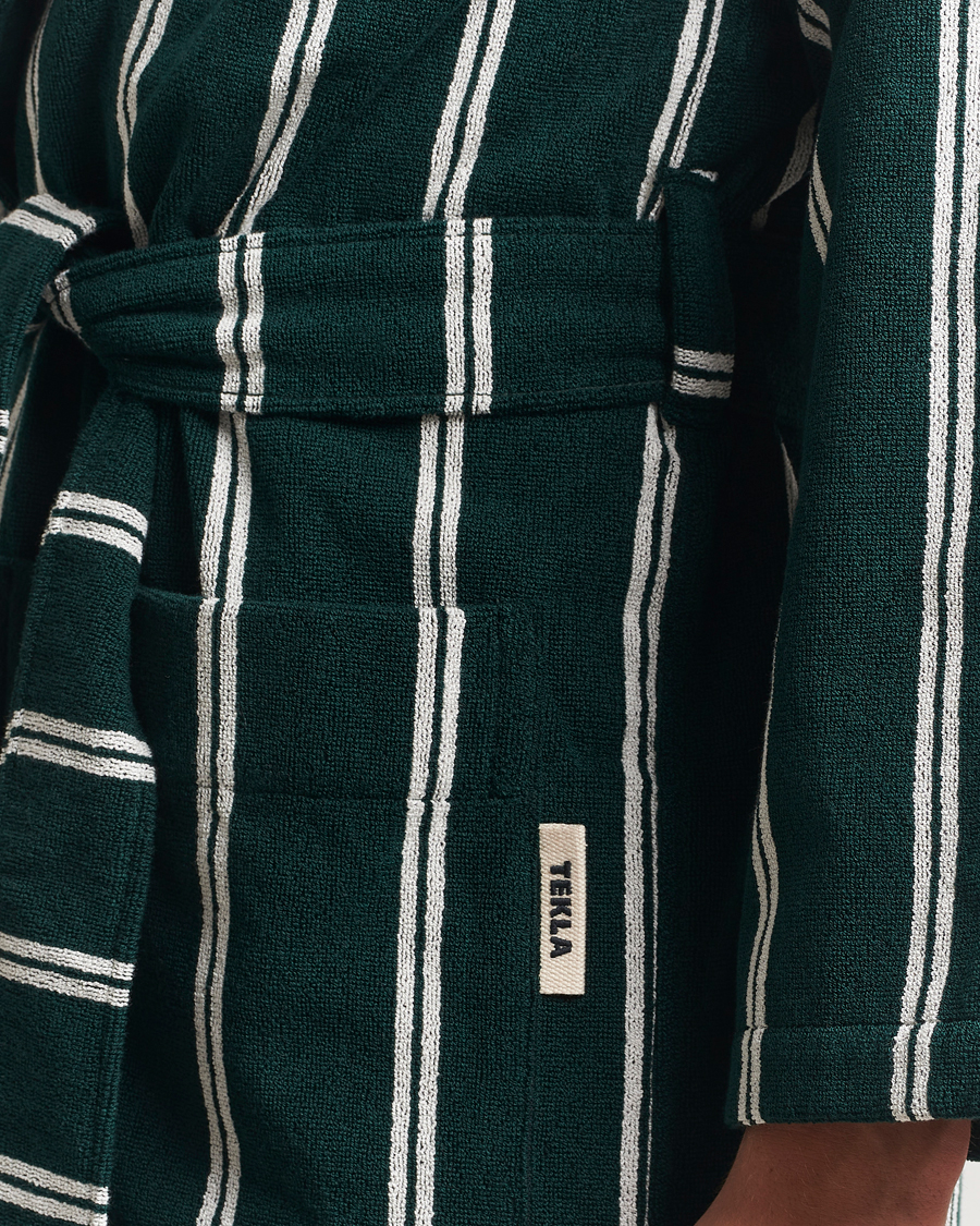 Uomini | Accappatoi & Pigiami | Tekla | Organic Terry Hooded Bathrobe Forest Green Stripes