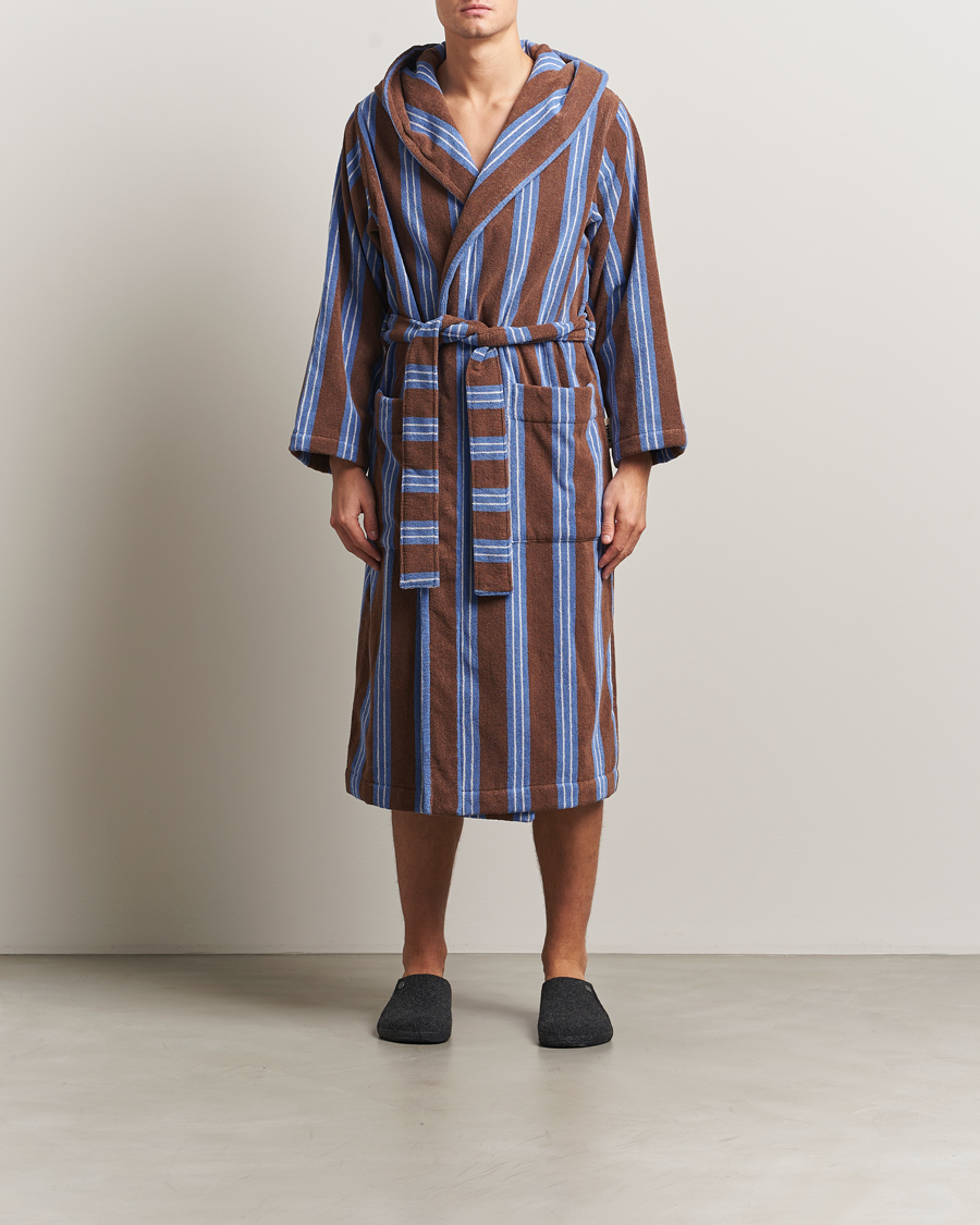 Uomini | Accappatoi & Pigiami | Tekla | Organic Terry Hooded Bathrobe Chestnut Stripes