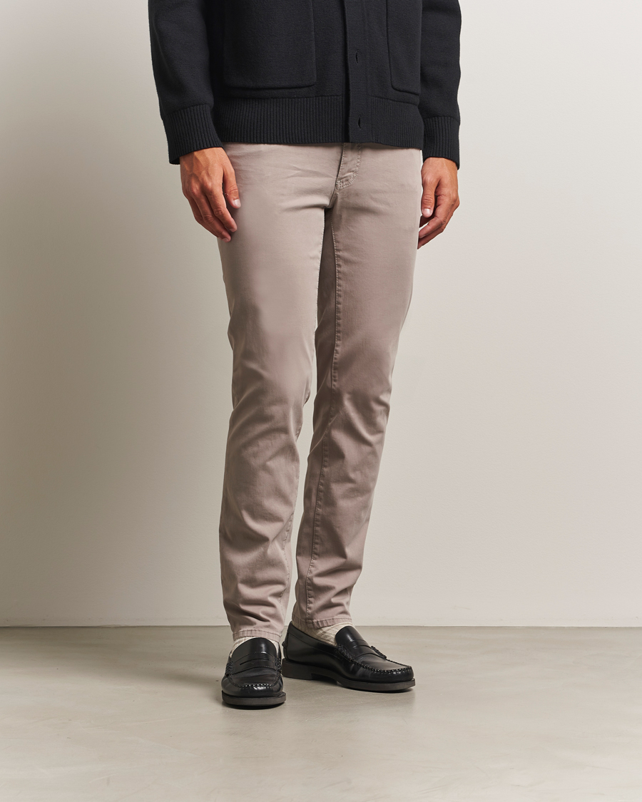 Uomini | Pantaloni | Brax | Cadiz Cotton Satin 5-Pocket Pants Stone