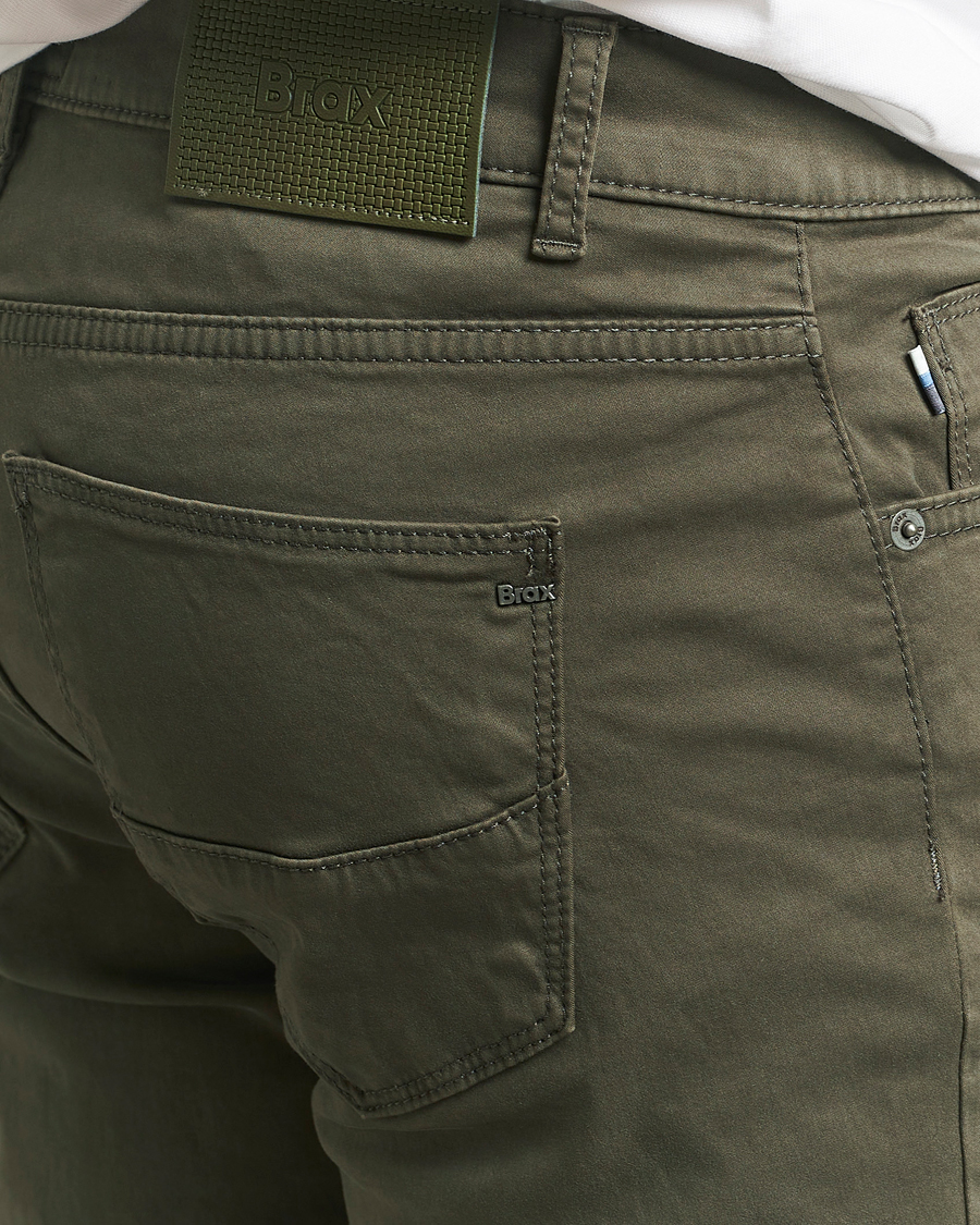 Uomini | Pantaloni | Brax | Cadiz Cotton Satin 5-Pocket Pants Olive