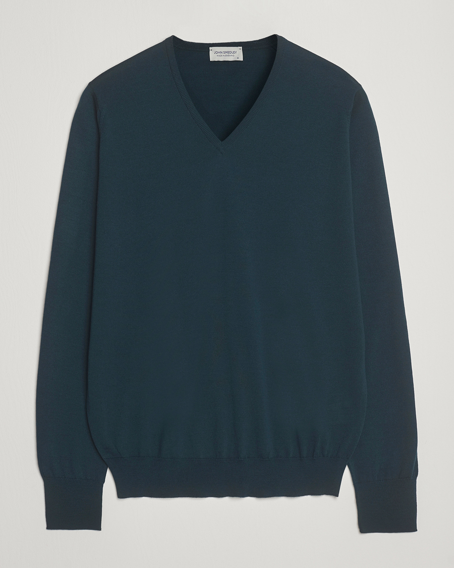 Uomini | Maglieria | John Smedley | Bobby Extra Fine Merino V-Neck Pullover Richardson Green