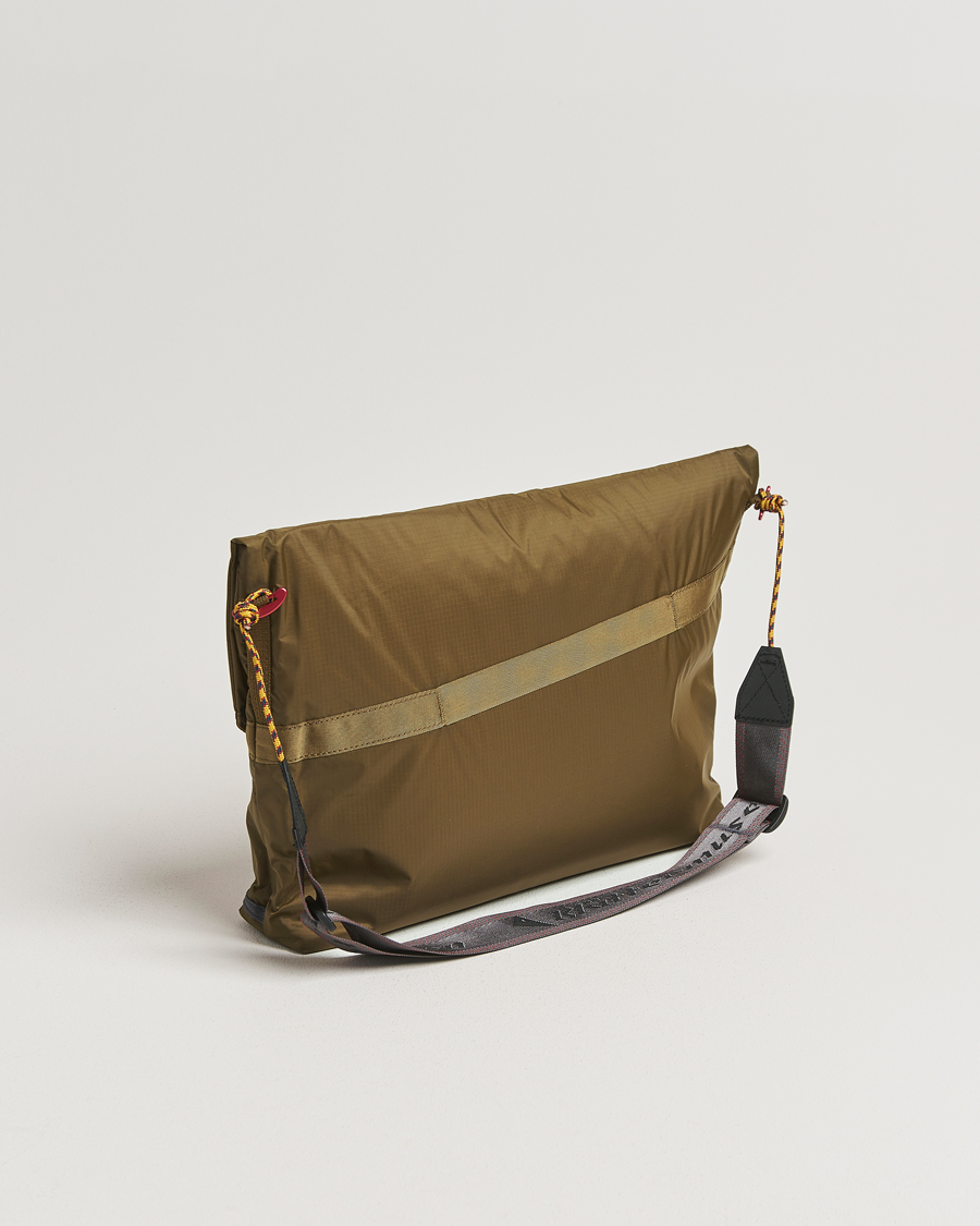 Uomini | Klättermusen Grid Messenger Bag Olive | Klättermusen | Grid Messenger Bag Olive
