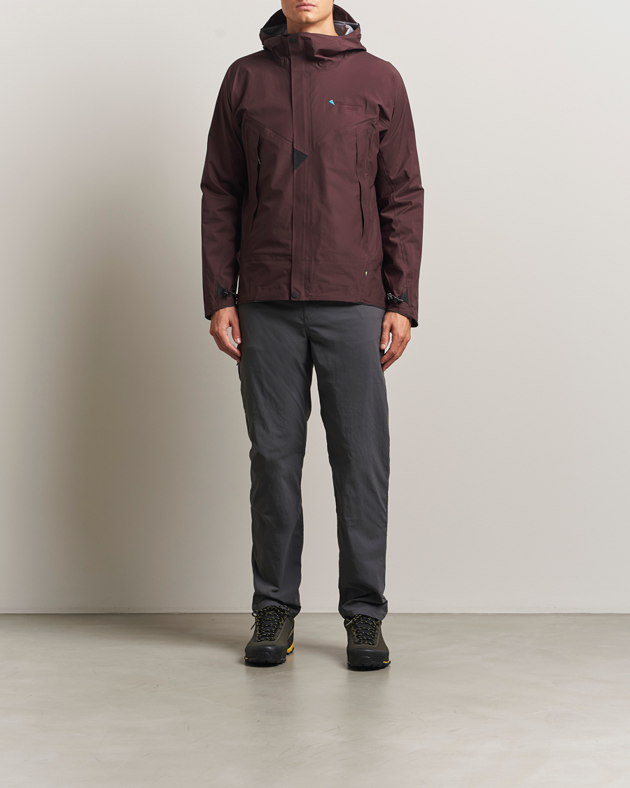 Uomini | Giacche | Klättermusen | Asynja Lightweight Waterproof Jacket Amanth Red