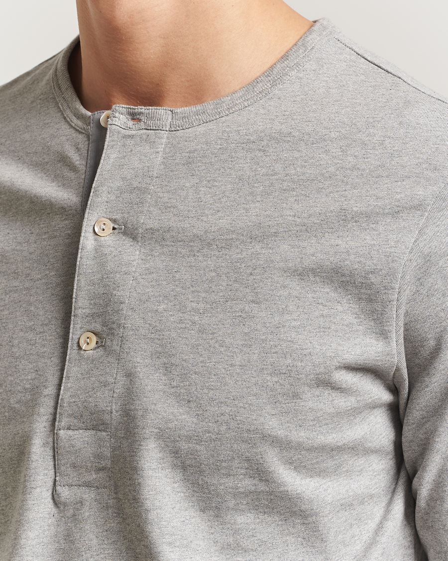 Uomini | Maglieria | Merz b. Schwanen | Classic Fit Sturdy Organic Cotton Henley Grey Melange