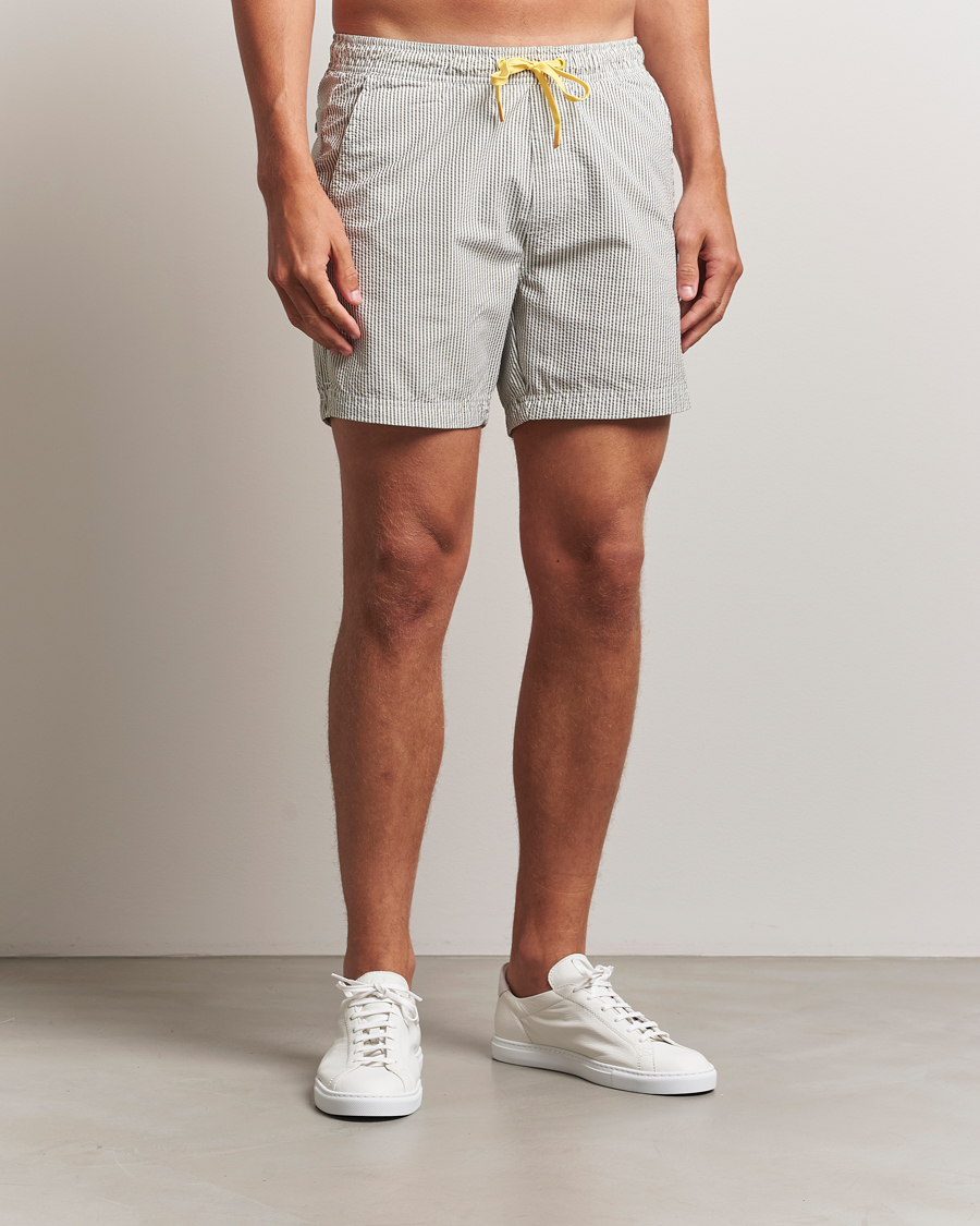 Uomini | Costumi da bagno | Sail Racing | Tornado Striped Swimshorts Green/White